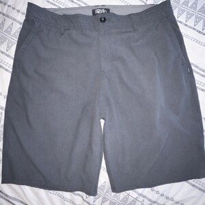 O’Neill Men’s Gray Hybrid Shorts – Size 34 – 11” Inseam